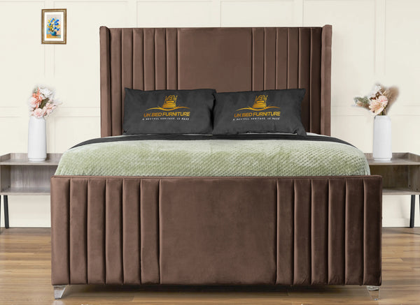Elise lined winged Upholstered Bed