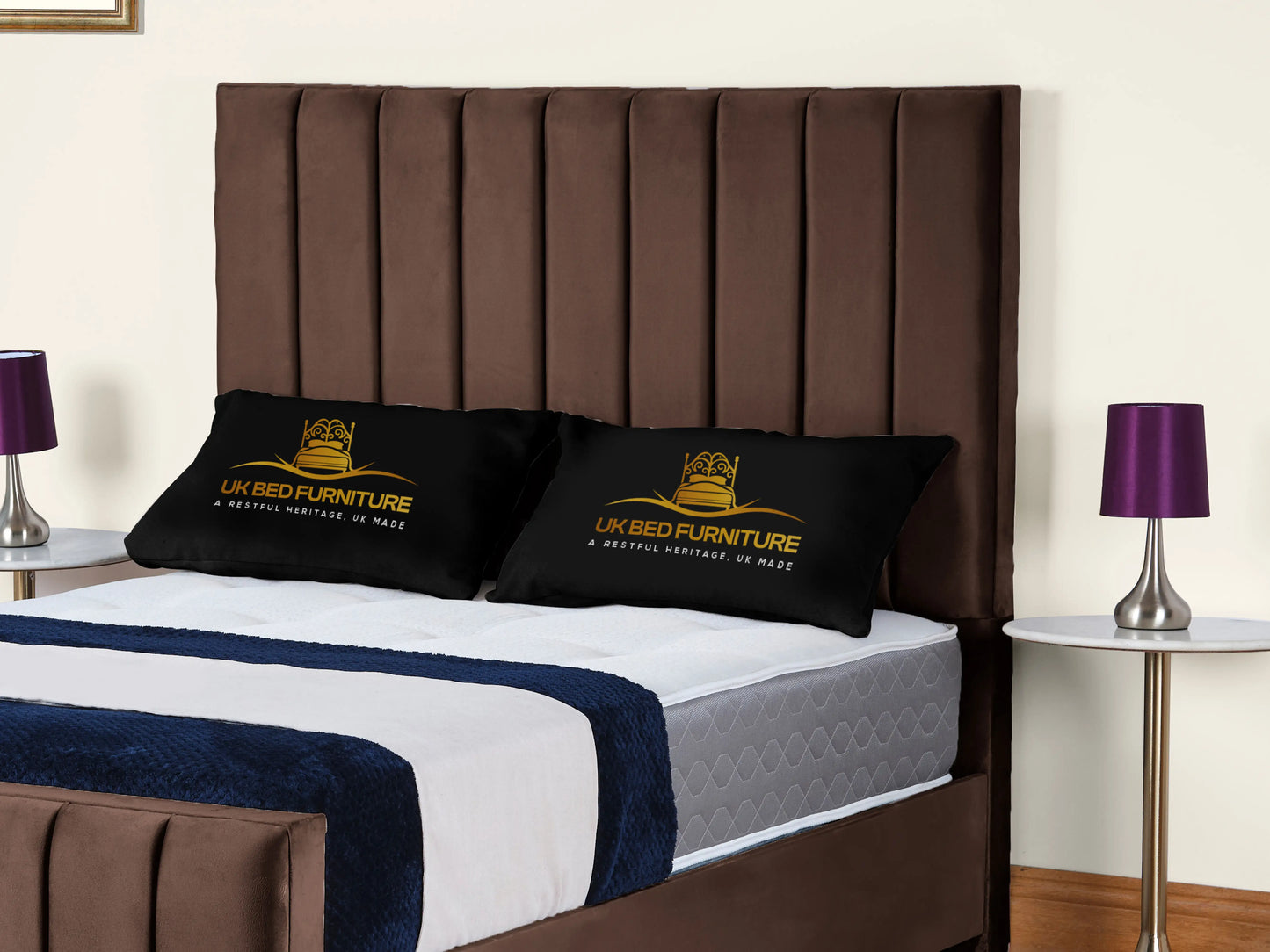 Lisburn Upholstered bed