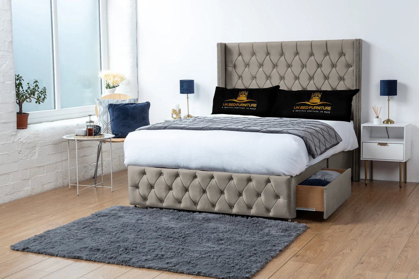 Jasmine Divan Bed