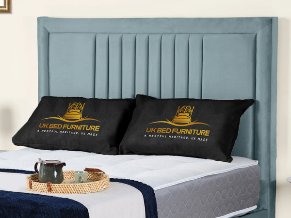 Cannas upholstered bed